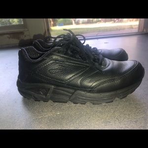 Black leather Brooks, size 6, good condition